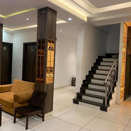 Hotel Sb Residency Amritsar Esterno foto