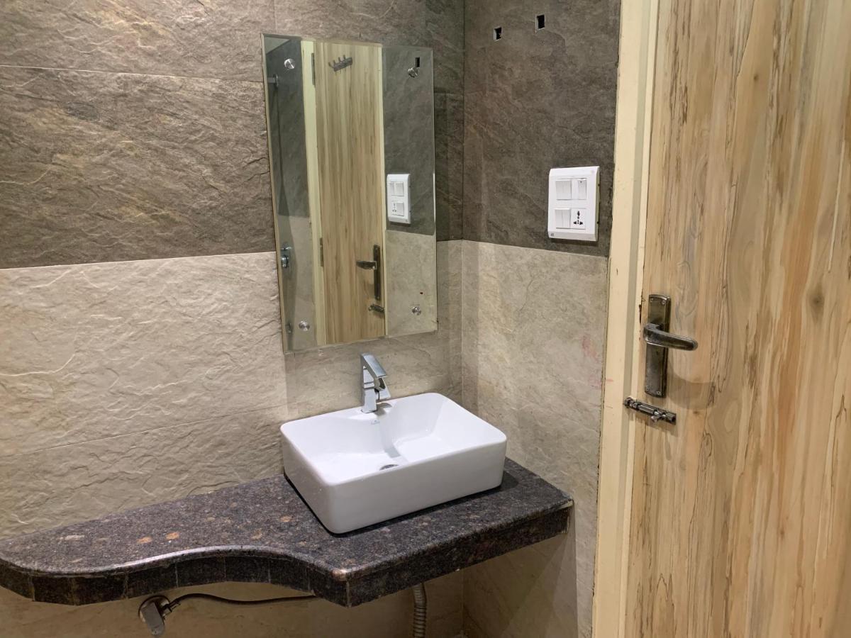 Hotel Sb Residency Amritsar Esterno foto