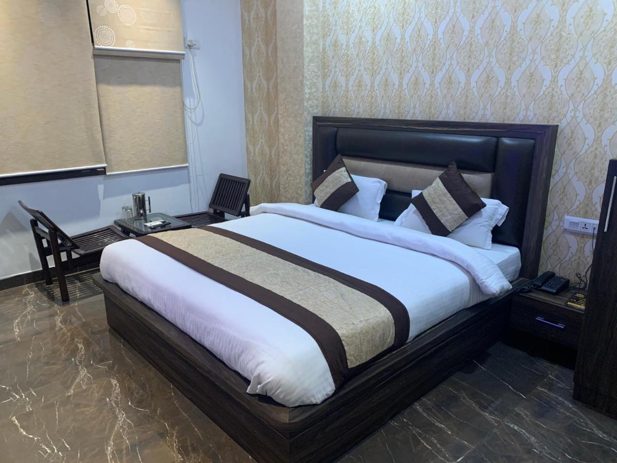 Hotel Sb Residency Amritsar Esterno foto