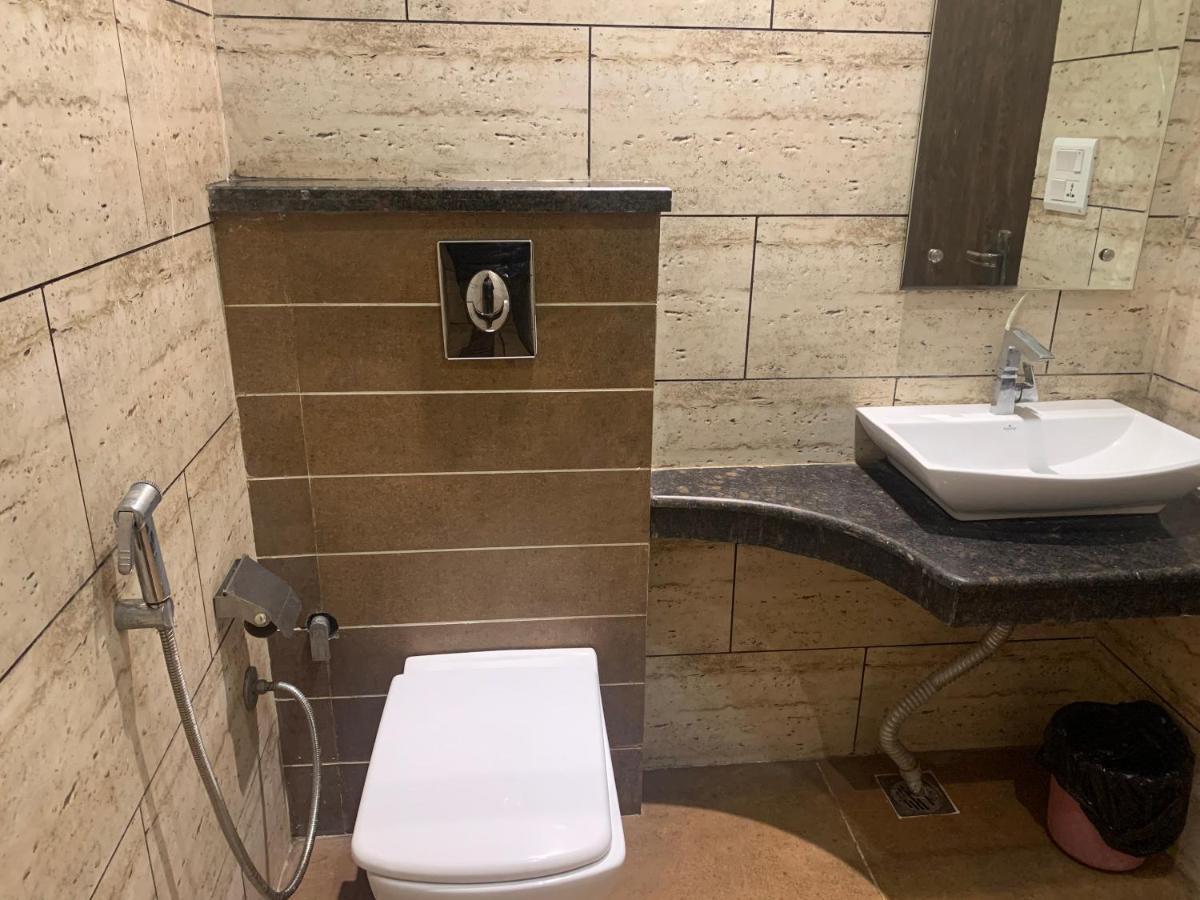 Hotel Sb Residency Amritsar Esterno foto