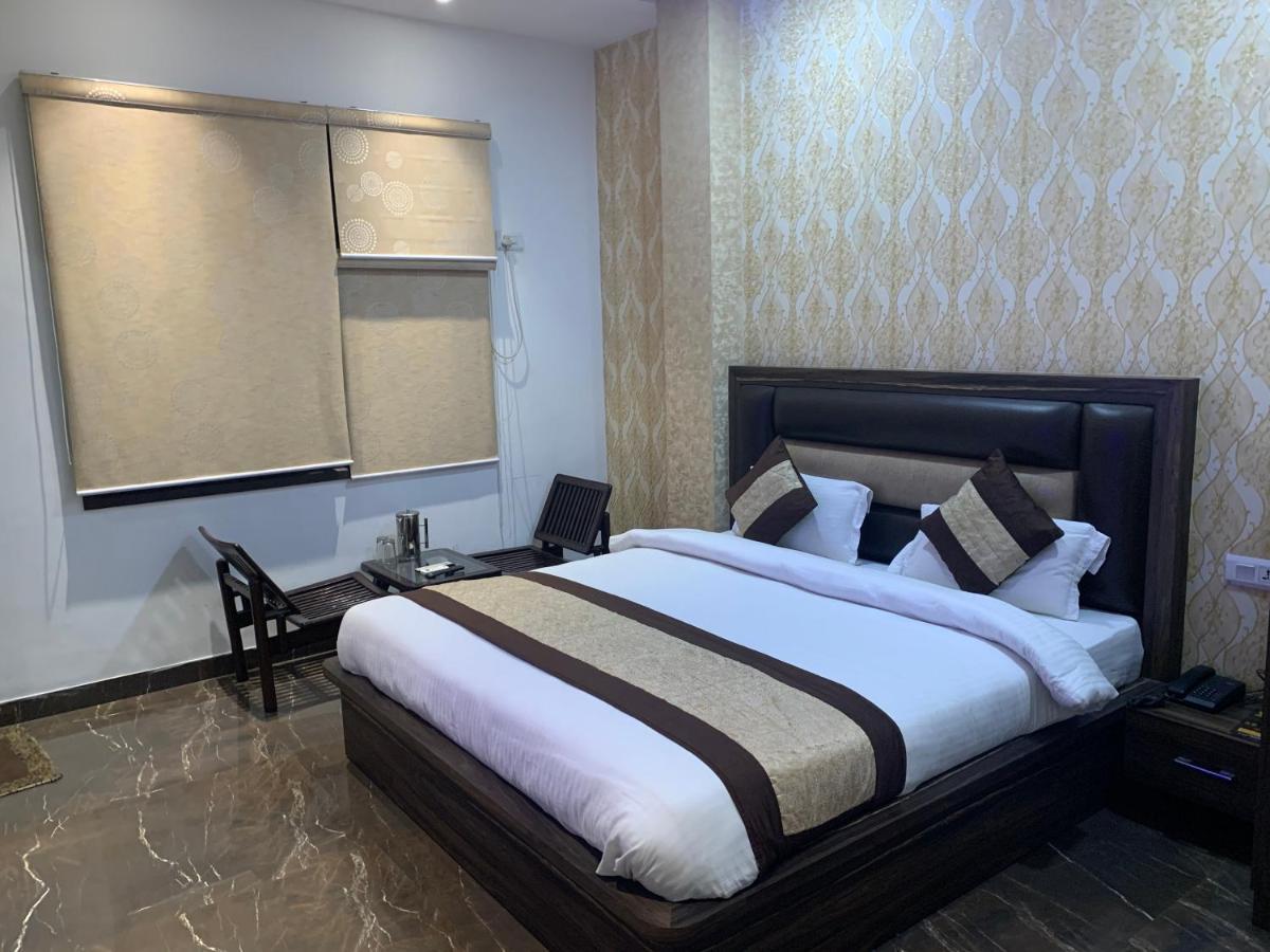 Hotel Sb Residency Amritsar Esterno foto
