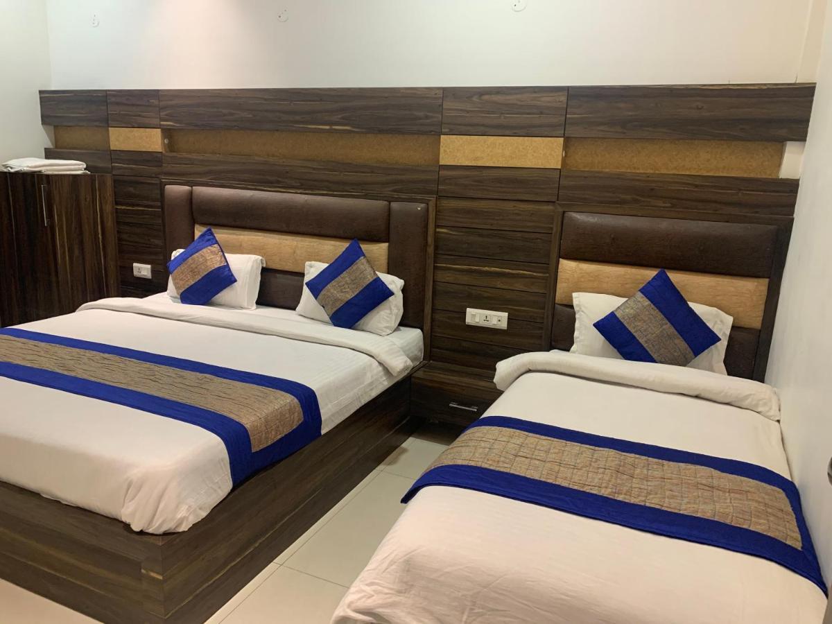 Hotel Sb Residency Amritsar Esterno foto
