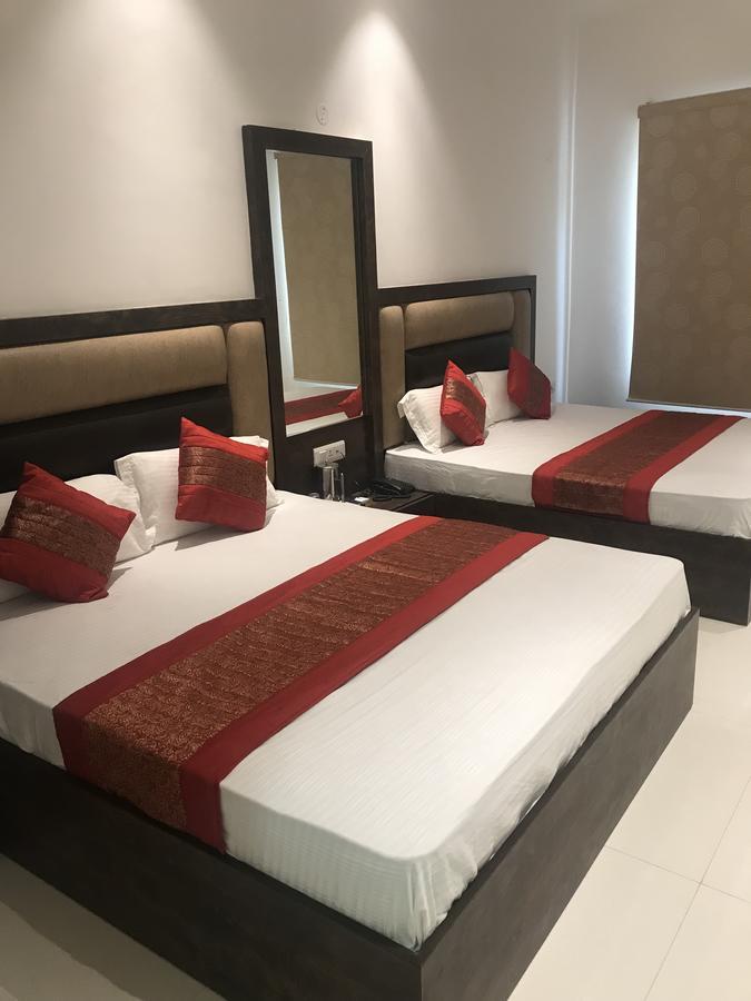 Hotel Sb Residency Amritsar Esterno foto