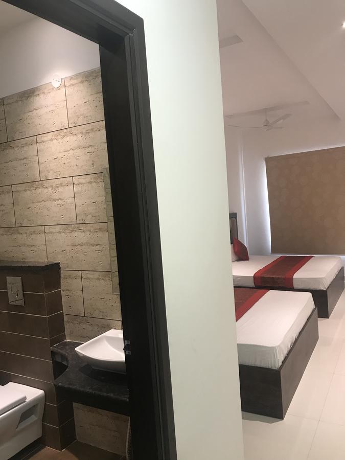 Hotel Sb Residency Amritsar Esterno foto